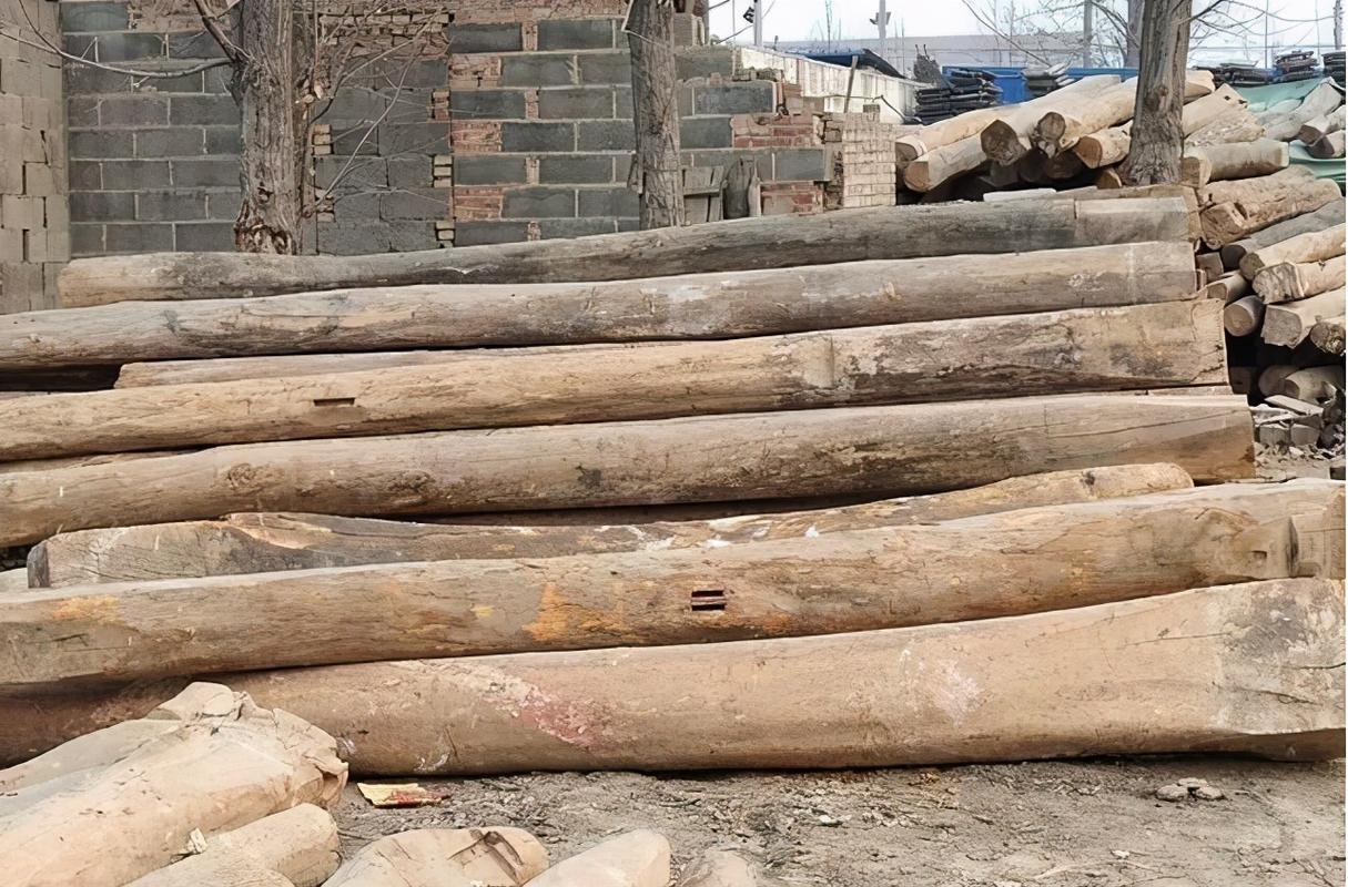常有商贩来农村收购旧木头收走的旧木头有啥用看完心里有数了